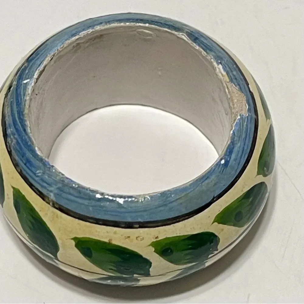Hand Painted Green Leaf Vine Napkin Rings Multicolor Shabby Chic Cottage 4 Set